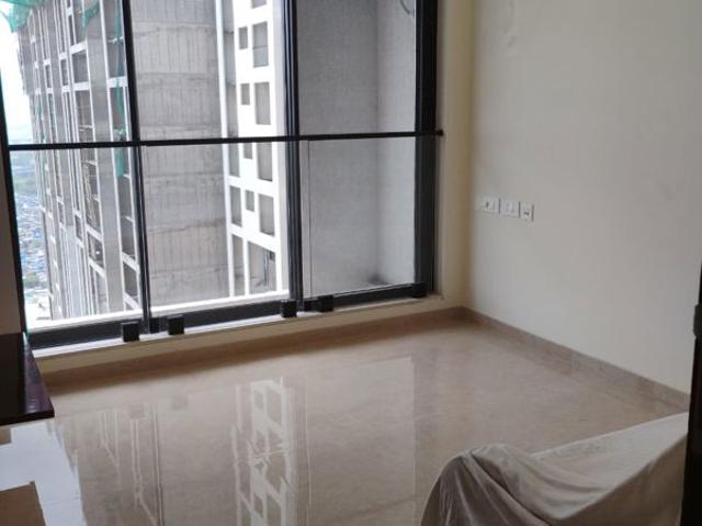 Resale | 3 BHK + Pooja Room,Servant Room,Extra Room 1082 Sq.Ft. Apartment in Dosti Eastern Bay Phase 3