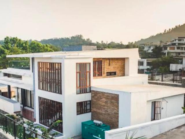 Resale | 3 BHK + Pooja Room,Servant Room,Extra Room 1200 Sq.Ft. Villa in Charu Villa Plots