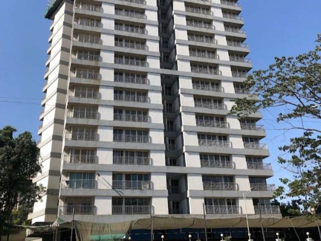 Resale | 3 BHK + Pooja Room,Servant Room,Study Room 1450 Sq.Ft. Apartment in Conwood Enclave