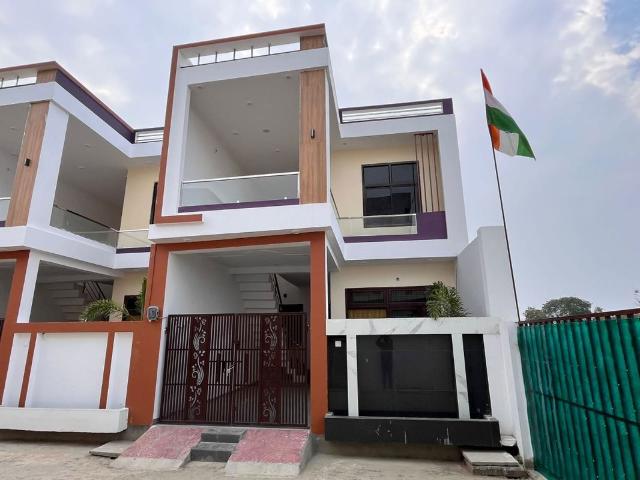 Resale | 3 BHK + Pooja Room,Servant Room,Study Room 1450 Sq.Ft. Independent House in Gomti Nagar