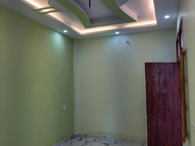 Resale | 3 BHK + Pooja Room,Servant Room,Study Room 1650 Sq.Ft. Independent House in Faizabad Road