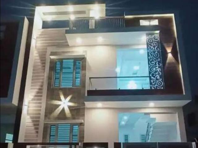 Resale | 3 BHK + Pooja Room,Servant Room,Study Room 1700 Sq.Ft. Villa in Gomti Nagar