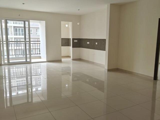 Resale | 3 BHK + Pooja Room,Servant Room,Study Room 2259 Sq.Ft. Independent House in DLF Phase II