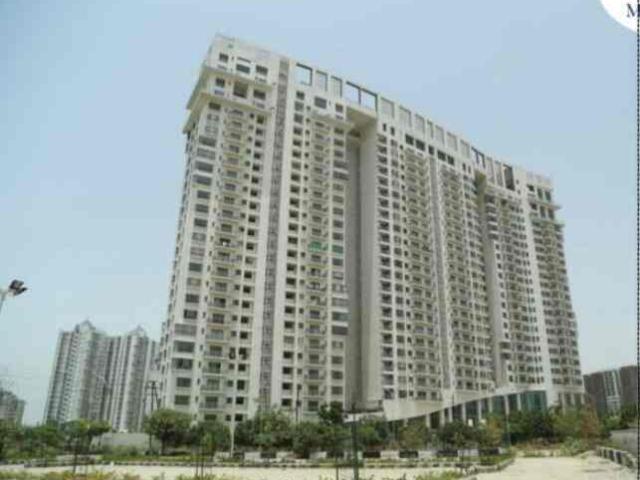 Resale | 3 BHK + Pooja Room,Servant Room,Study Room 2250 Sq.Ft. Apartment in TGB Meghdutam
