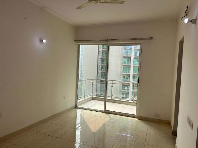 Resale | 3 BHK + Pooja Room,Servant Room,Study Room 2250 Sq.Ft. Independent House in DLF Phase II