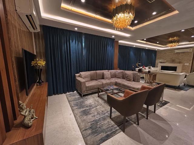 Resale | 3 BHK + Pooja Room,Servant Room,Study Room 2361 Sq.Ft. Apartment in M3M Woodshire