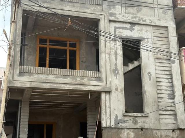 Resale | 3 BHK + Pooja Room,Servant Room,Study Room,Basement 1700 Sq.Ft. Independent House in Monicaa Enclave