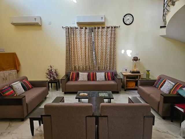 Resale | 3 BHK + Pooja Room,Servant Room,Study Room,Basement,Store Room 37000 Sq.Ft. Villa in Westend Mall