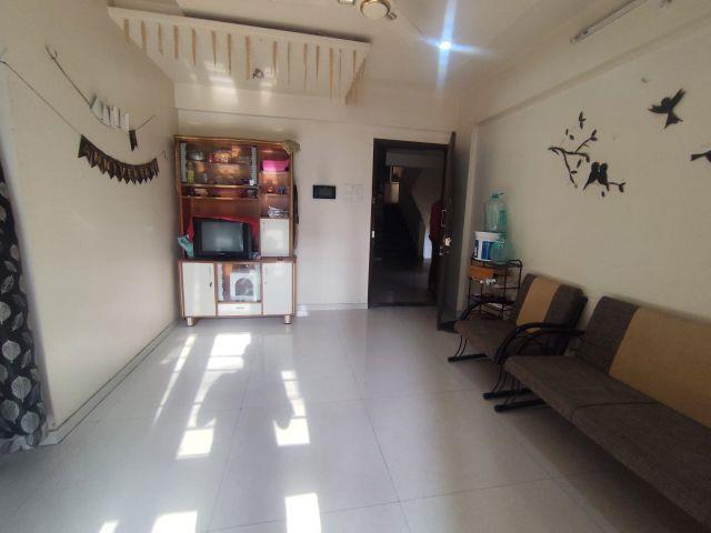 Resale | 3 BHK + Pooja Room,Servant Room,Study Room,Extra Room,Basement,Store Room 1200 Sq.Ft. Apartment in G K Roseland Residency