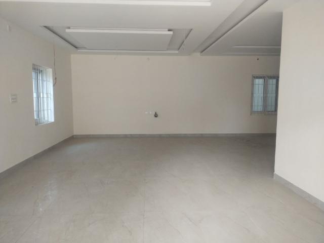Resale | 3 BHK + Pooja Room,Servant Room,Study Room,Extra Room,Basement,Store Room 2489 Sq.Ft. Villa in Sri Mytri Aavasa