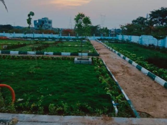 Resale | 3 BHK + Pooja Room,Servant Room,Study Room,Extra Room,Store Room 1500 Sq.Ft. Villa in Kaggalipura