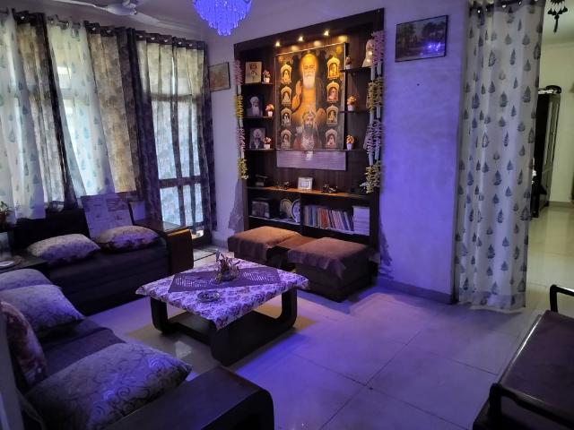 Resale | 3 BHK + Pooja Room,Servant Room,Study Room,Extra Room,Store Room 1641 Sq.Ft. Apartment in Sector 114