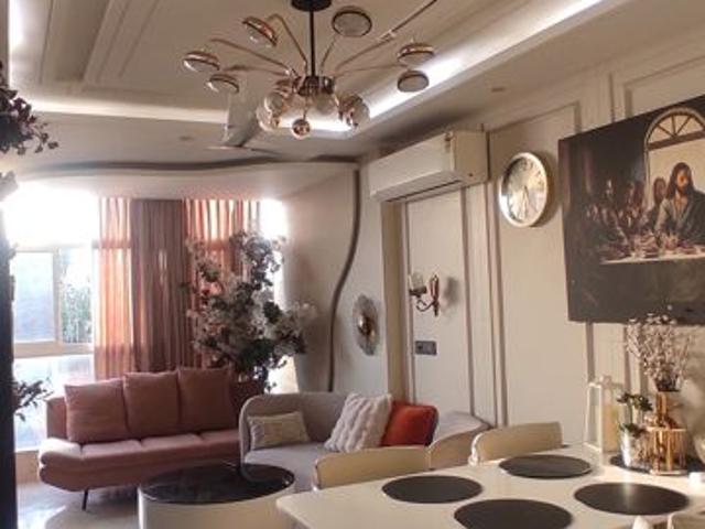 Resale | 3 BHK + Pooja Room,Servant Room,Study Room,Extra Room 1600 Sq.Ft. Apartment in Safdarjung Enclave
