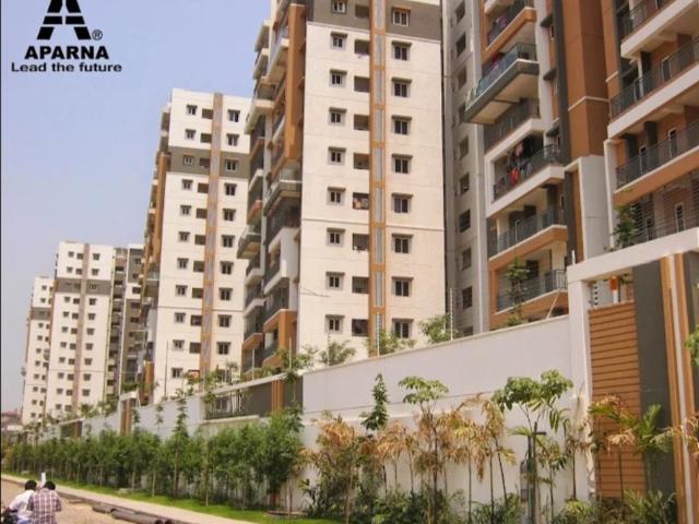 Resale | 3 BHK + Pooja Room,Servant Room,Study Room,Extra Room 1610 Sq.Ft. Apartment in Aparna HillPark Avenues