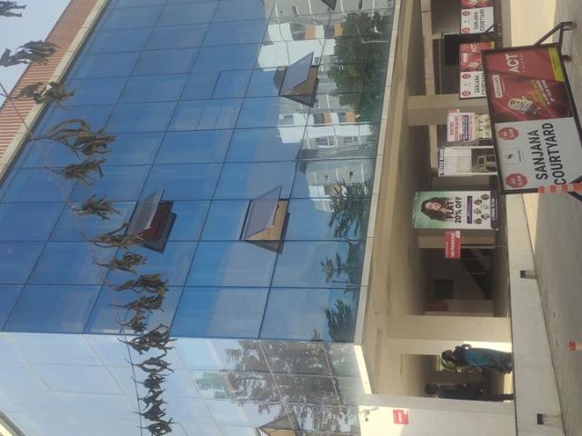 Resale | 3 BHK + Pooja Room,Servant Room,Study Room,Extra Room 1825 Sq.Ft. Apartment in Bhanodaya Crystal