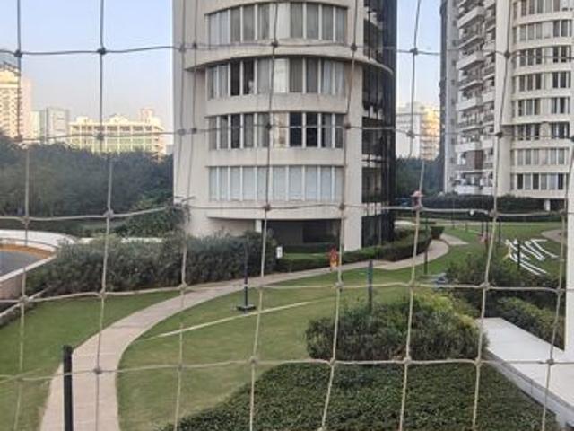 Resale | 3 BHK + Pooja Room,Servant Room,Study Room,Extra Room 1950 Sq.Ft. Apartment in Emaar The Palm Drive The Premier Terraces