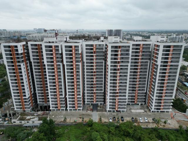 Resale | 3 BHK + Pooja Room,Servant Room,Study Room,Extra Room 1200 Sq.Ft. Apartment in Janapriya Sitara