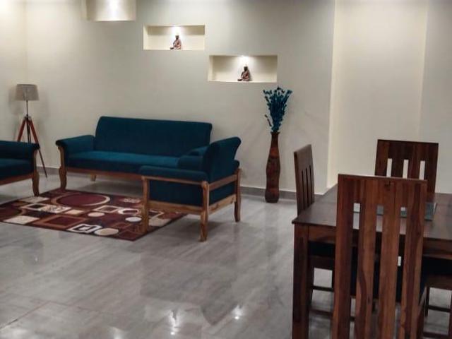 Resale | 3 BHK + Pooja Room,Servant Room,Study Room,Extra Room 2250 Sq.Ft. Apartment in Shanti Kunj