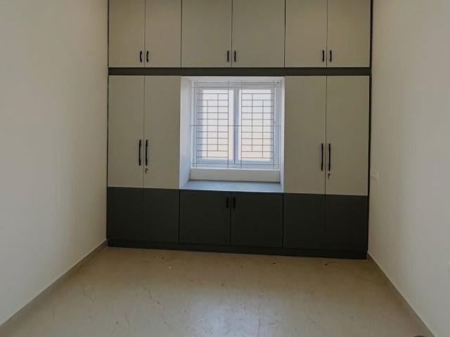 Resale | 3 BHK + Pooja Room,Servant Room,Study Room,Extra Room 920 Sq.Ft. Villa in Electronic City