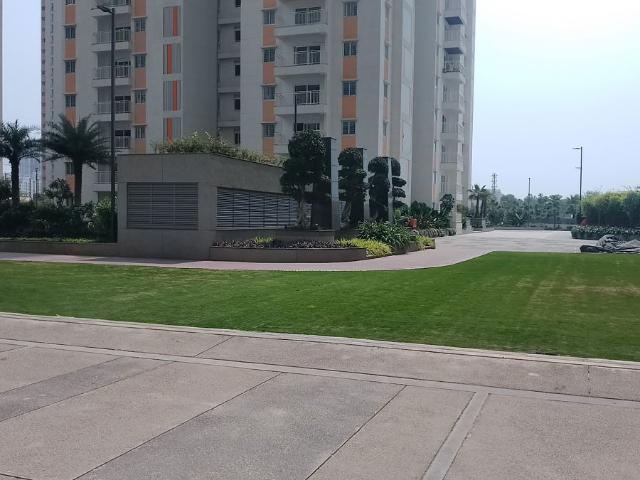 Resale | 3 BHK + Pooja Room,Servant Room,Study Room,Store Room 1950 Sq.Ft. Apartment in Aurobindo The Regent