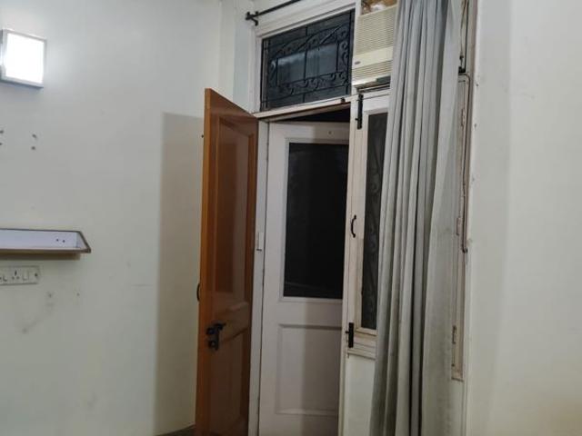 Resale | 3 BHK + Pooja Room,Servant Room,Store Room 2025 Sq.Ft. Apartment in Arun Vihar Sector 37