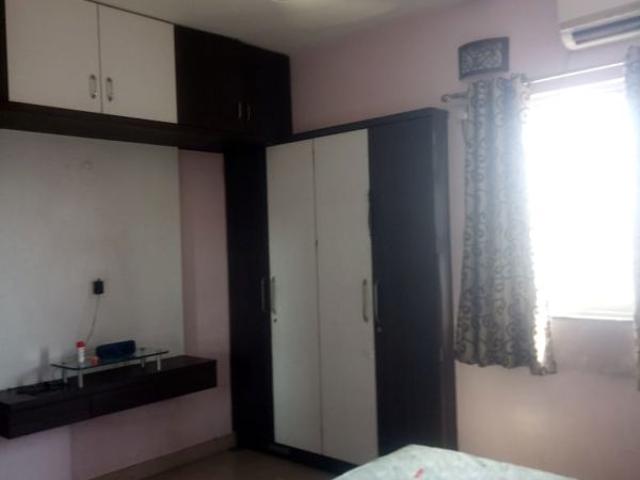 Resale | 3 BHK + Pooja Room,Store Room 1500 Sq.Ft. Apartment in Green Zone Apartment Condominium