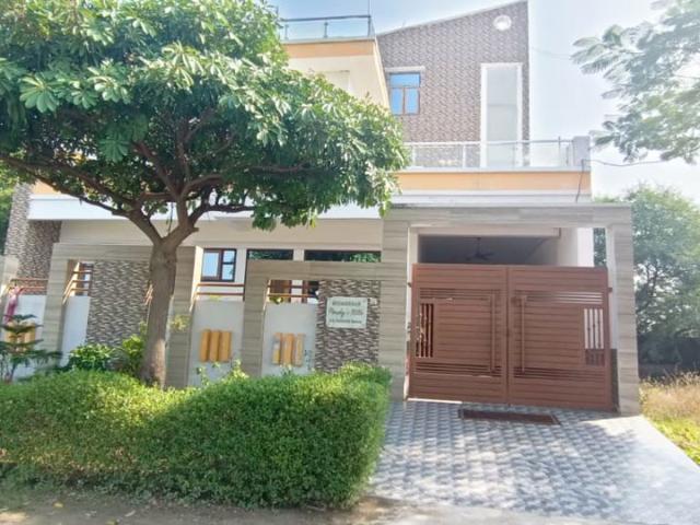 Resale | 3 BHK + Pooja Room,Store Room 1000 Sq.Ft. Independent House in MG Metro Plots