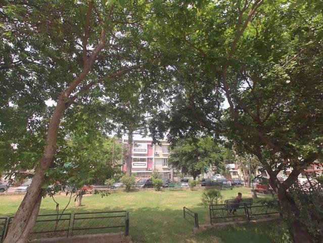 Resale | 3 BHK + Pooja Room,Store Room 125 Sq.Yd. Independent House in Sector 22