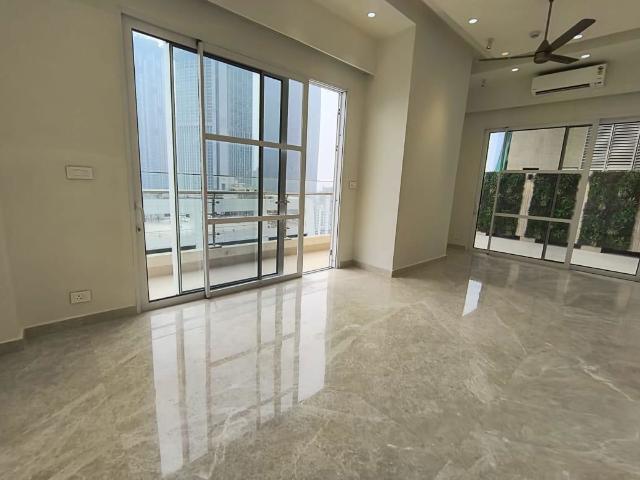 Resale | 3 BHK + Pooja Room,Store Room 2600 Sq.Ft. Apartment in Indiabulls Sky Forest