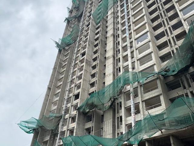 Resale | 3 BHK + Pooja Room,Study Room,Extra Room 1050 Sq.Ft. Apartment in VTP Euphoria