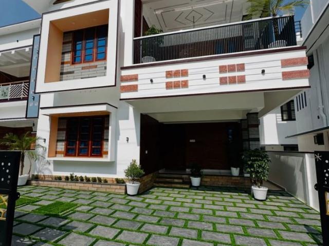 Resale | 3 BHK + Pooja Room,Study Room,Extra Room 960 Sq.Ft. Villa in Bidadi