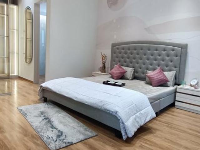 Resale | 3 BHK + Pooja Room,Study Room,Extra Room,Store Room 1983 Sq.Ft. Apartment in Lohia Jain The Reserve