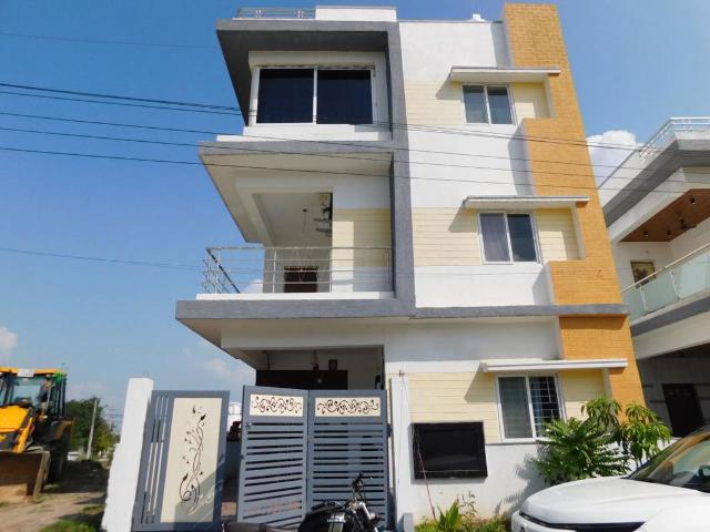 Resale | 3 BHK + Pooja Room,Study Room,Extra Room,Store Room 2600 Sq.Ft. Villa in APR Mukka Praveens Signator