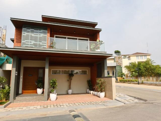 Resale | 3 BHK + Pooja Room,Study Room,Extra Room,Store Room 3000 Sq.Ft. Villa in Purva Sparkling Springs