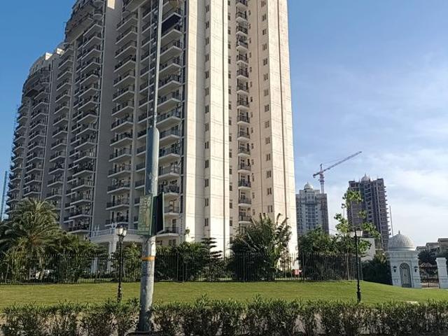 Resale | 3 BHK + Pooja Room,Study Room 1415 Sq.Ft. Apartment in Omaxe The Resort