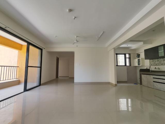 Resale | 3 BHK + Pooja Room,Study Room 1600 Sq.Ft. Apartment in Magarpatta Riverview City