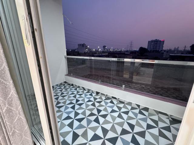 Resale | 3 BHK + Pooja Room,Study Room 1603 Sq.Ft. Apartment in Shree Govind Crystal City Phase II