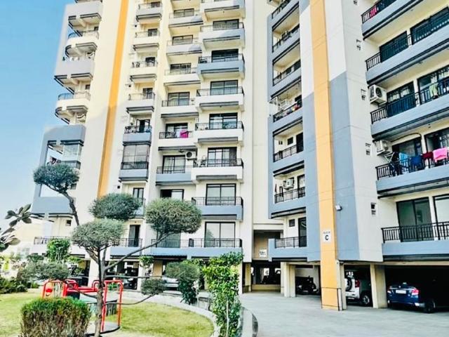 Resale | 3 BHK + Pooja Room,Study Room 1747 Sq.Ft. Apartment in Ratan Galaxy