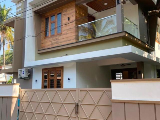 Resale | 3 BHK + Pooja Room,Study Room 1920 Sq.Ft. Villa in Lsg Villas