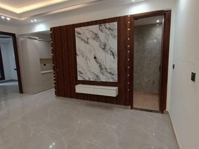 Resale | 3 BHK + Pooja Room,Study Room 1000 Sq.Ft. Apartment in Mahavir Enclave 1