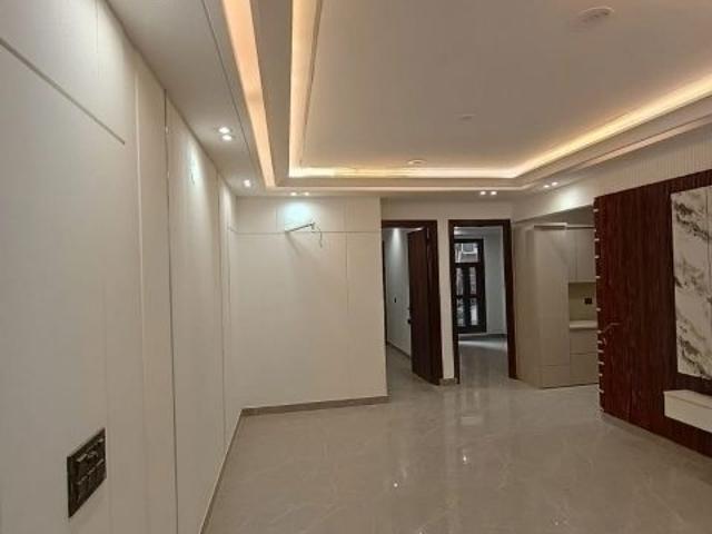 Resale | 3 BHK + Pooja Room,Study Room 1000 Sq.Ft. Apartment in IGI Airport Area