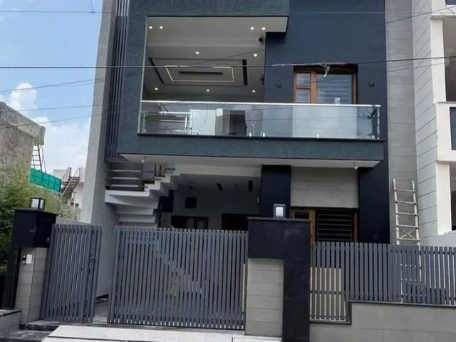 Resale | 3 BHK + Pooja Room,Study Room 600 Sq.Ft. Villa in Sathnur