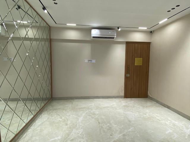 Resale | 3 BHK + Pooja Room,Study Room 811 Sq.Ft. Apartment in Kamdhenu Pinnacle