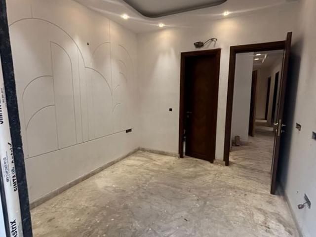 Resale | 3 BHK + Prayer Room 1400 Sq.Ft. Apartment in Safdarjung Enclave