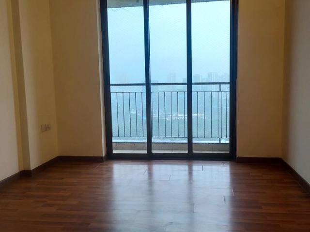 Resale | 3 BHK + Prayer Room 1500 Sq.Ft. Apartment in Lodha Casa Ultima