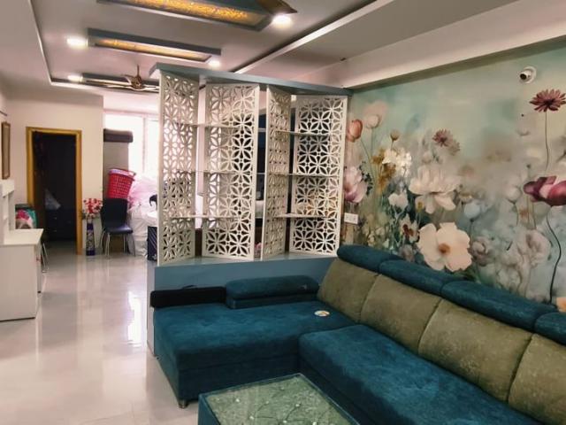 Resale | 3 BHK + Prayer Room 1650 Sq.Ft. Apartment in 9 Star Enclave