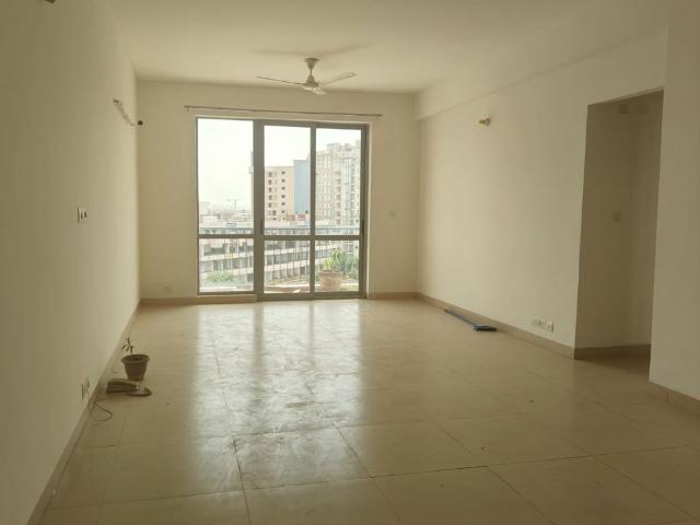 Resale | 3 BHK + Prayer Room 1690 Sq.Ft. Apartment in Vatika City Homes