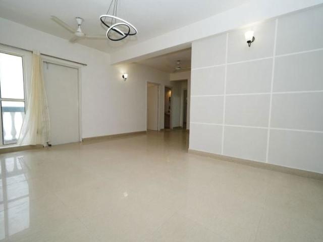 Resale | 3 BHK + Prayer Room 1884 Sq.Ft. Apartment in Sare Crescent Parc