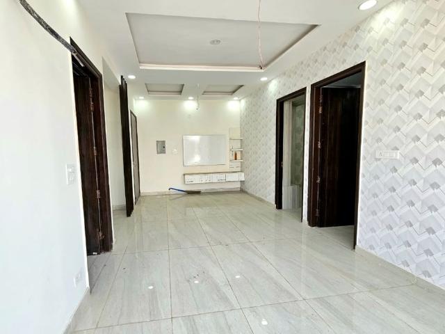Resale | 3 BHK + Prayer Room,Extra Room 975 Sq.Ft. Apartment in Shettigere