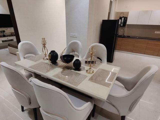 Resale | 3 BHK + Prayer Room,Extra Room 1350 Sq.Ft. Apartment in Jadhav Nagar